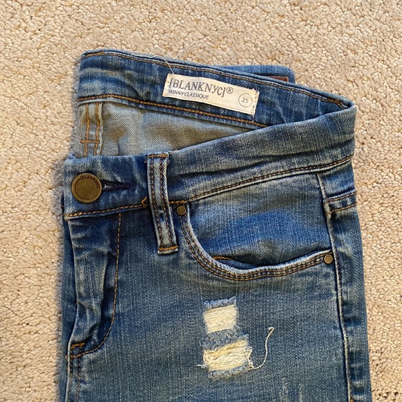 Blank NYC Skinny Classique Jeans - Picture 2 of 8